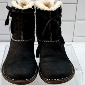Uggs black mid-calf SZ 7